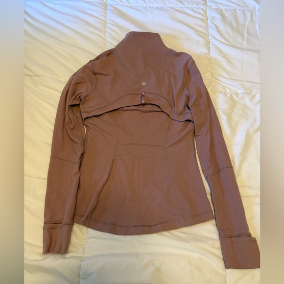 Lululemon define jacket pink size 6– some stains on pocket and wash wear - Picture 7 of 12